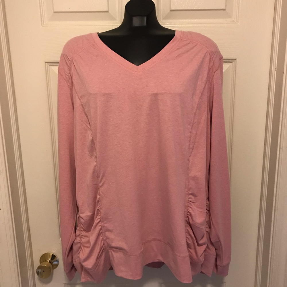 Plus Size Athletic Top Sz 26/28 NWT